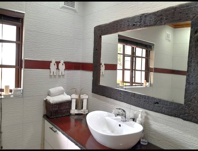 4 BEDROOM HOUSE FOR SALE IN BLUFF